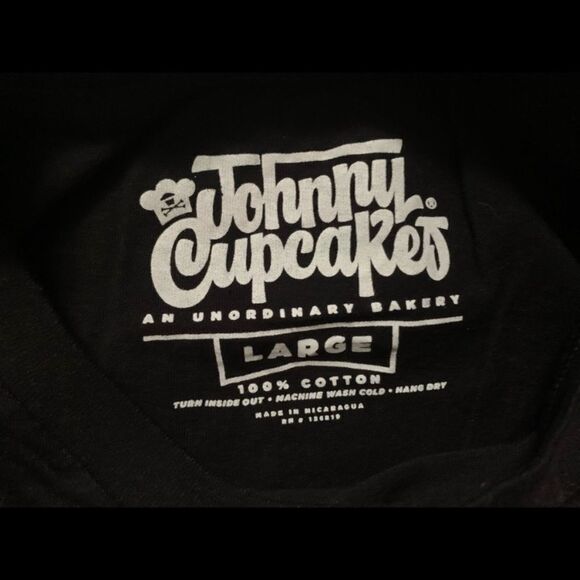 Rare Johnny Cupcakes Raptors Championship Tee - Picture 4 of 4